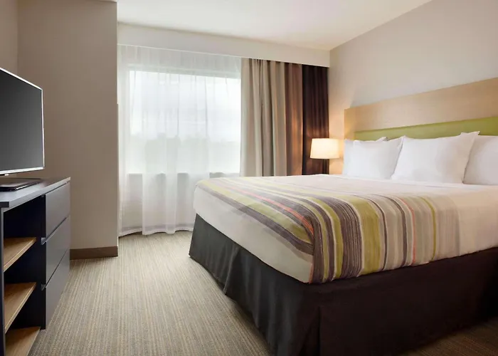 Country Inn & Suites By Radisson Asheville River Arts District